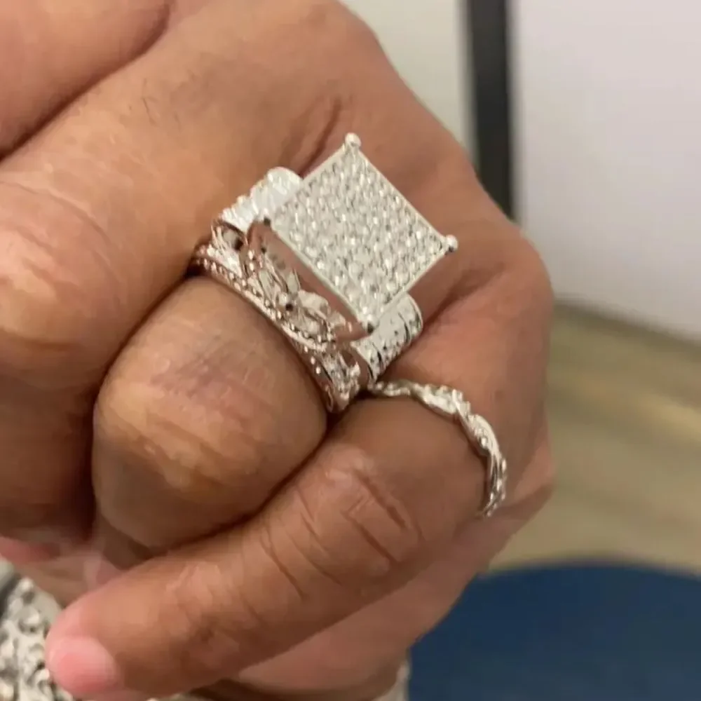 Unisex diamond Wedding ring sz 9